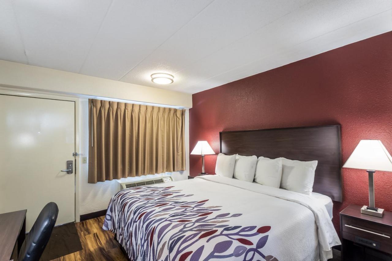 Red Roof Inn Milwaukee Airport Oak Creek Exterior foto